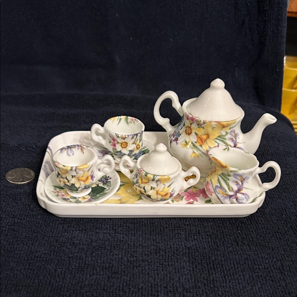 P. S. Floral Miniature Fine Bone China 10 Piece Tea Set Made in England
